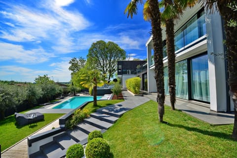 Extra Urbano - Lago di Garda - Adults Only Apartment in Province of Brescia