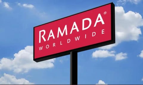 Ramada by Wyndham Michigan City Hotel in Michigan City