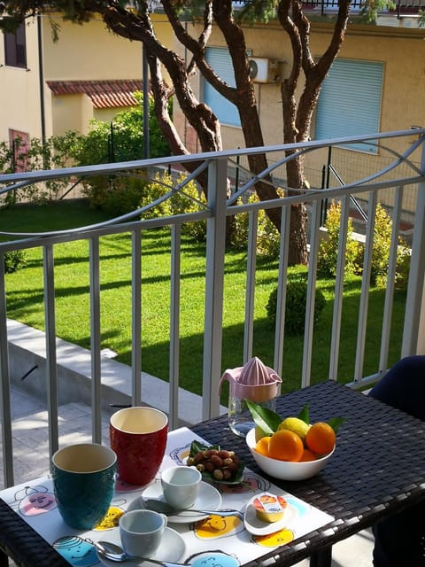 Garden view, Breakfast