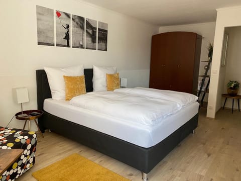 Hotel am Hafen Bed and Breakfast in Mannheim