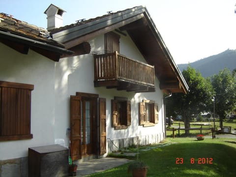 Property building, Balcony/Terrace