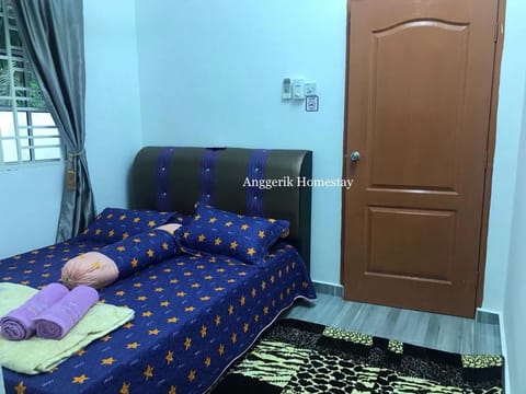 Anggerik Homestay Vacation rental in Perak Tengah District