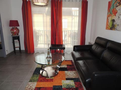 LE PONT NEUF 61 Apartment in Alençon