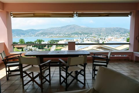 Pink House with panoramic view to Porto Rafti Villa in East Attica Regional Unit, Greece