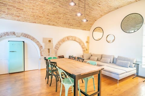 Archi di Castello, Storia e Design 3Br-WiFi-AC Appartement in Cagliari