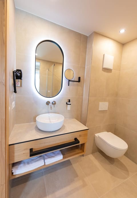 Toilet, Bathroom