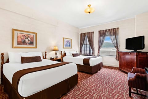 Genetti Hotel, SureStay Collection by Best Western Hotel in Williamsport