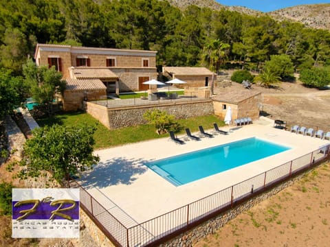 Facade/entrance, Bird's eye view, Swimming pool, Swimming pool