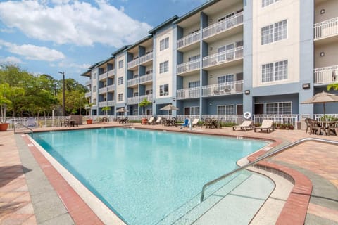 Pool view, Swimming pool