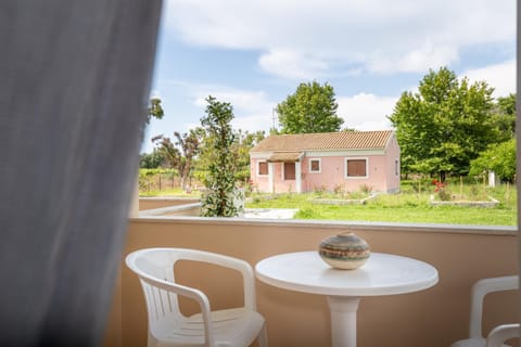 Balcony/Terrace, Garden view