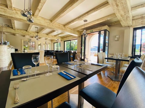 Le Chalet au bord du lac Hotel in Gérardmer