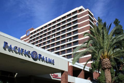 Pacific Palms Resort and Golf Club Hotel in West Covina