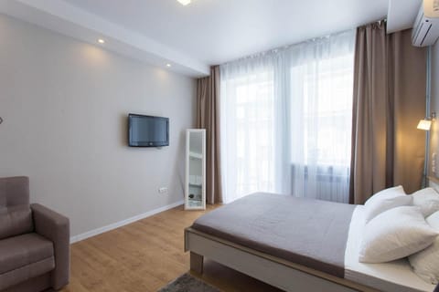 Studio LUX beside metro Universytet, Pushkinska - Chernyshevska str. 95-5 Condo in Kharkiv