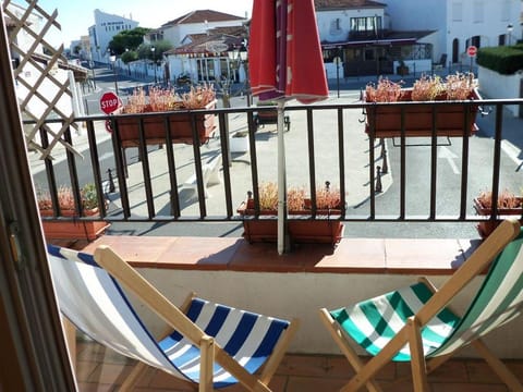 Balcony/Terrace, City view, Street view