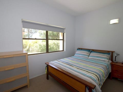 Sandcastle 7 with WiFi House in Tuncurry