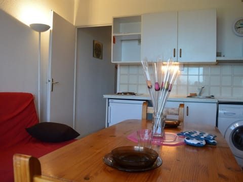 Appartement Saint-Cyprien, 2 pièces, 6 personnes - FR-1-225D-65 Condo in Saint-Cyprien