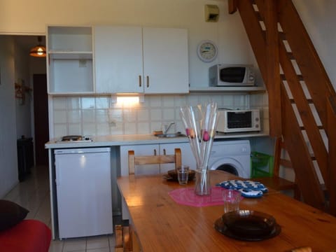 Appartement Saint-Cyprien, 2 pièces, 6 personnes - FR-1-225D-65 Condo in Saint-Cyprien