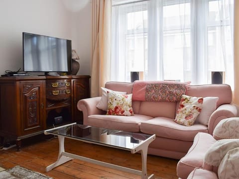 Brims cottage House in Aberfeldy