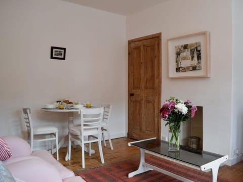 Brims cottage House in Aberfeldy