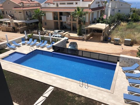 Stone House Aparts 2 plus 1 mit Poolterrasse Kalkan No 2 Apartment in Kalkan Belediyesi