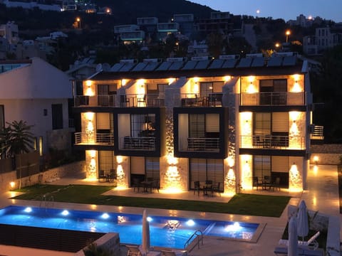 Stone House Aparts 2 plus 1 mit Poolterrasse Kalkan No 2 Apartment in Kalkan Belediyesi