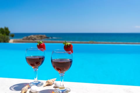 Mary Beach Villa in Crete