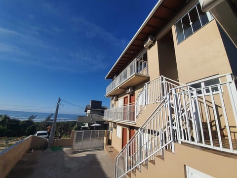 Facade/entrance, Sea view