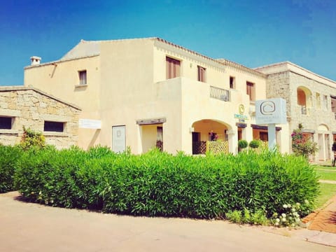 ESMERALDA'S ROOMS Bed and Breakfast in Sardinia