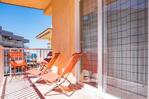 Property building, View (from property/room), Balcony/Terrace, Sea view