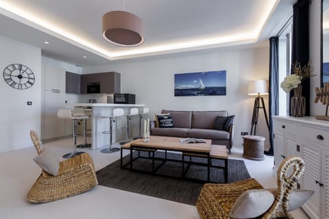 DALPOZZO HYPER CENTRE PROCHE MER Apartment in Nice