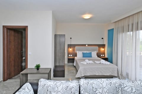 Sinodinos Deluxe Apartments Condo in Halkidiki