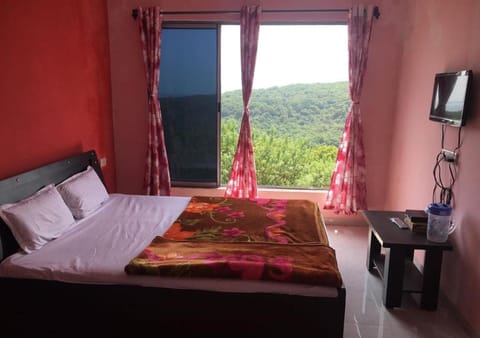 Ditto Room Nature View Residency Hotel in Mahabaleshwar