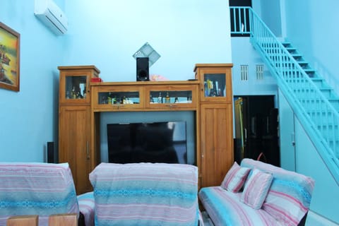 KJ Blue House Senggigi Condo in Batu Layar