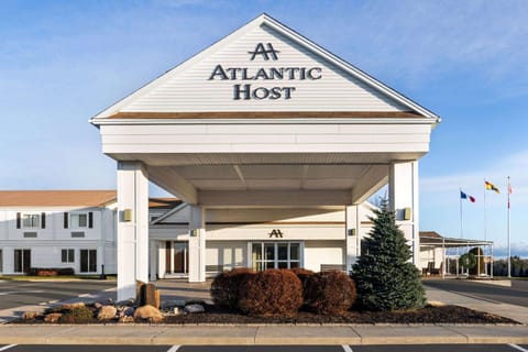 Atlantic Host Hotel, Trademark Collection by Wyndham Hotel in Bathurst