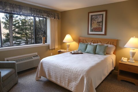 Silver Birches Resort Hotel in Lake Wallenpaupack