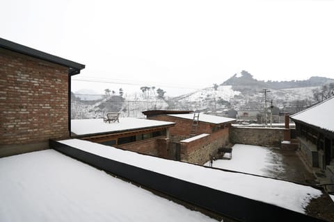 Balcony/Terrace, Mountain view