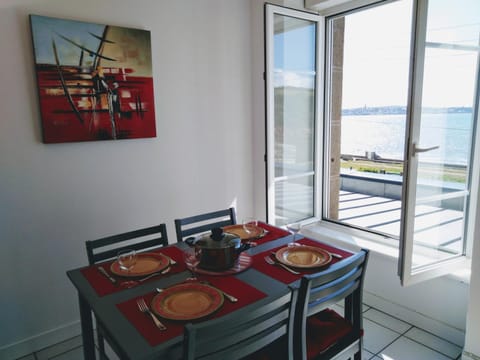 Dining area, Sea view