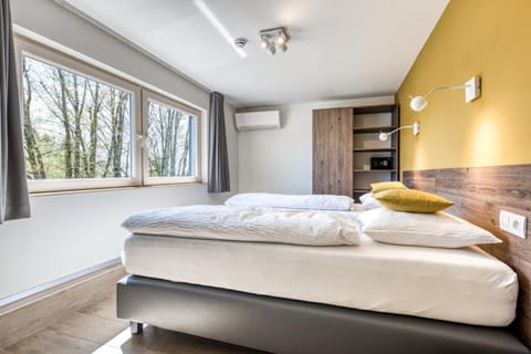 HOTEL L'AVENUE Hotel in Wallonia, Belgium