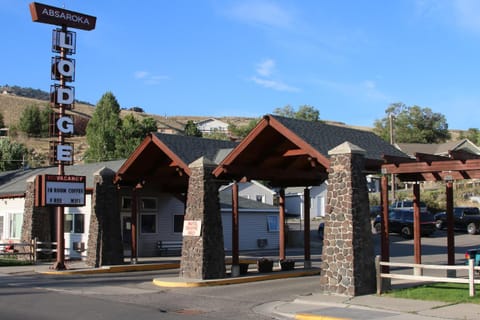 Absaroka Lodge Motel in Gardiner