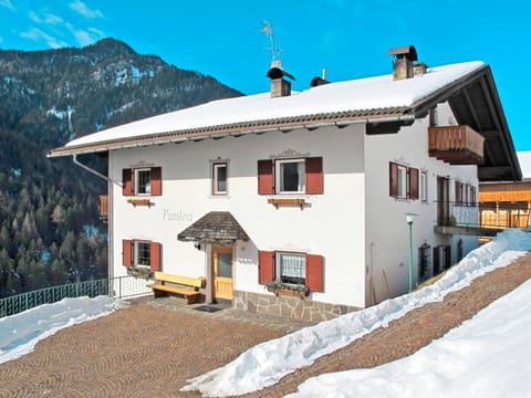 Apartment Puntea by Interhome Apartment in Santa Cristina Gherdëina