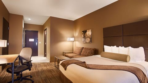 Best Western Plus Night Watchman Inn & Suites Hotel in Kansas