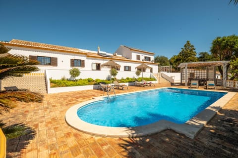 Casa Katarina - Private Villa - Heated pool - Free Wifi - Air Con Villa in Faro District