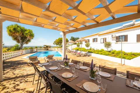 Casa Katarina - Private Villa - Heated pool - Free Wifi - Air Con Villa in Faro District