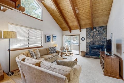 Sunriver Resort's Tennis Village 53 House in Sunriver