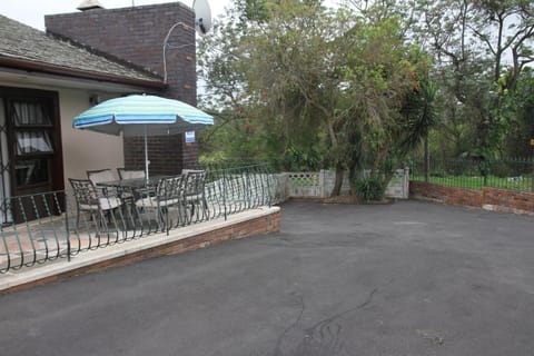 Nkosazana Guest House Bed and Breakfast in Durban