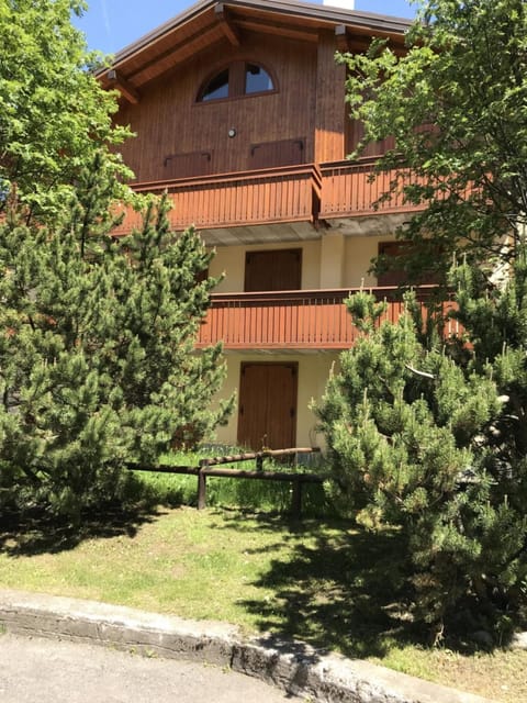 Trilocale Fontana Apartamento in Ponte di Legno