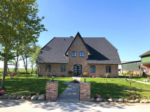 Property building, Garden, Garden view