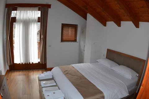 Sofra Kelmendit Bed and Breakfast in Podgorica Municipality, Montenegro