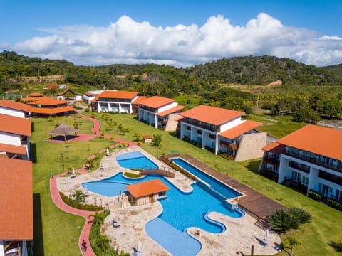 Bird's eye view, Pool view