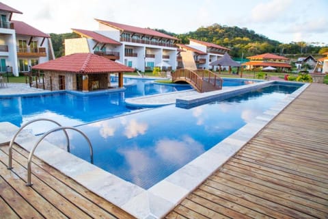 Property building, Swimming pool, Swimming pool